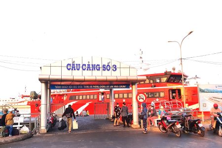 CẢNG RẠCH GIÁ ĐI PHÚ QUỐC