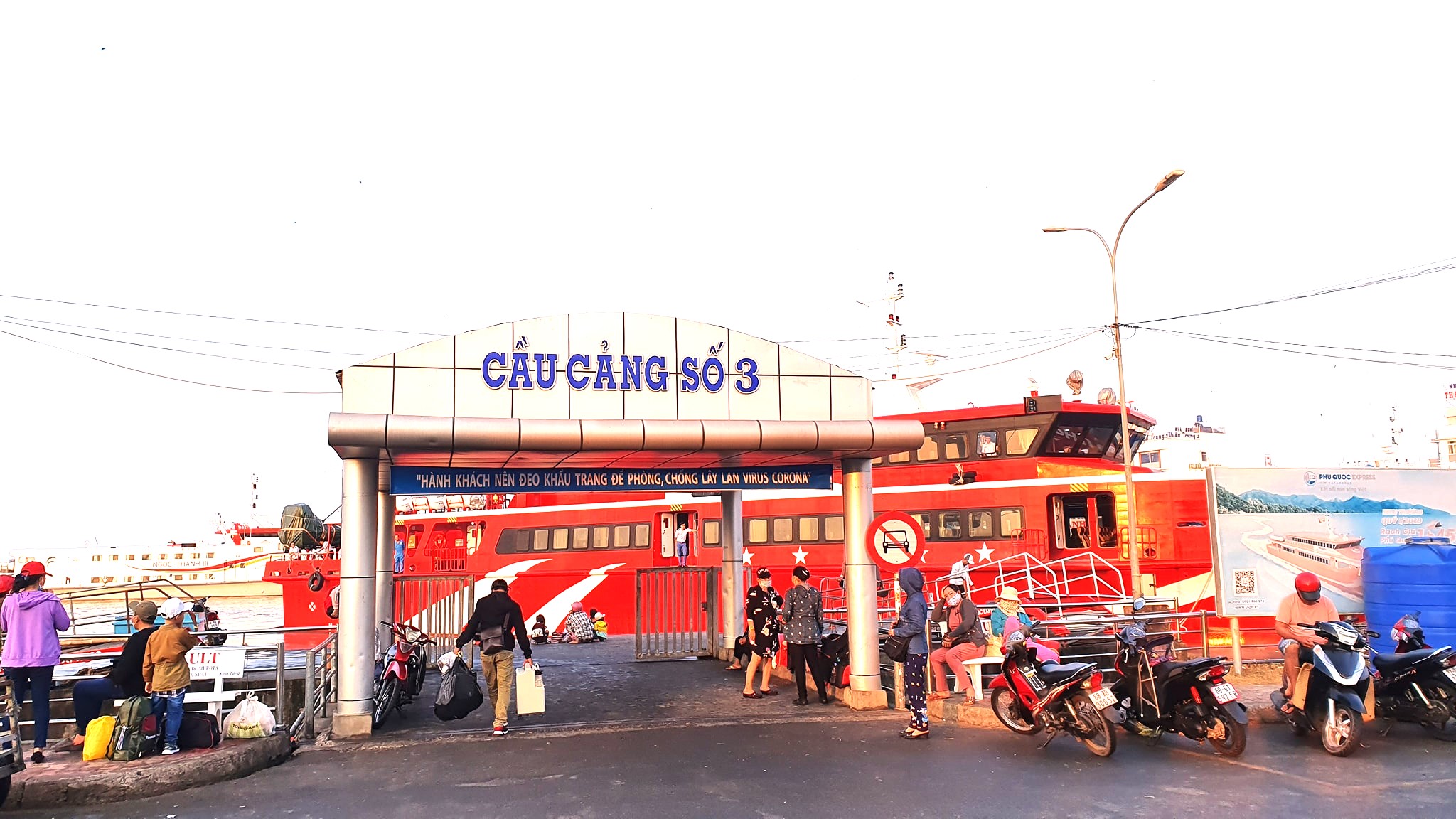 CẢNG RẠCH GIÁ ĐI PHÚ QUỐC